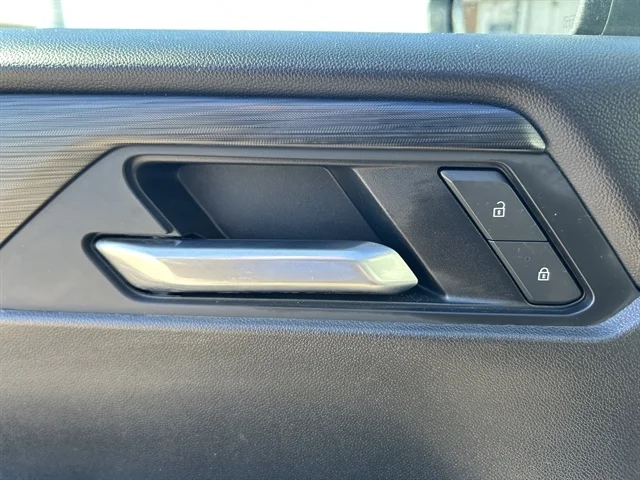Used 2025 BLACK GMC AWD Elevation image 24