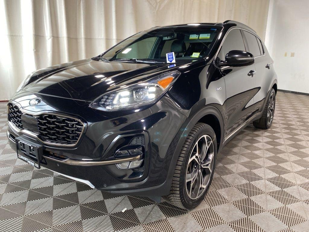 Used 2021 Black Cherry Kia SX image 5