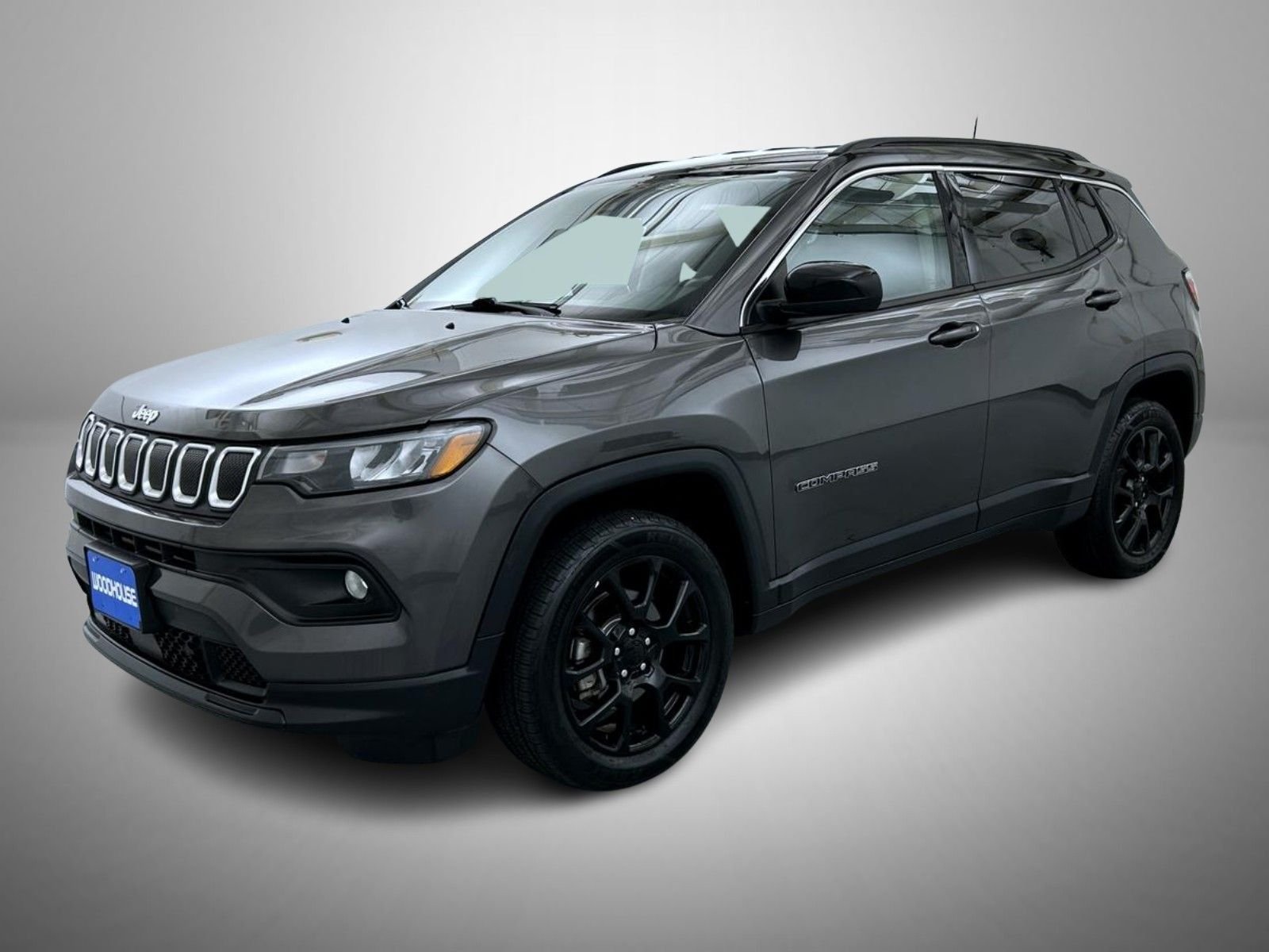 Certified Used 2022 Gray Jeep Latitude Lux image 1