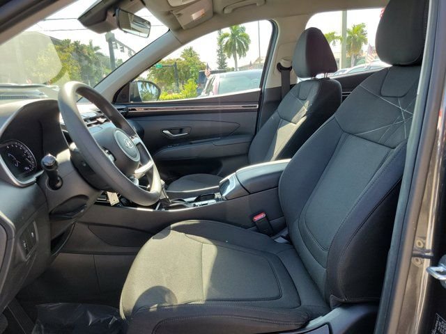 2023 Hyundai Tucson SE - Photo 11