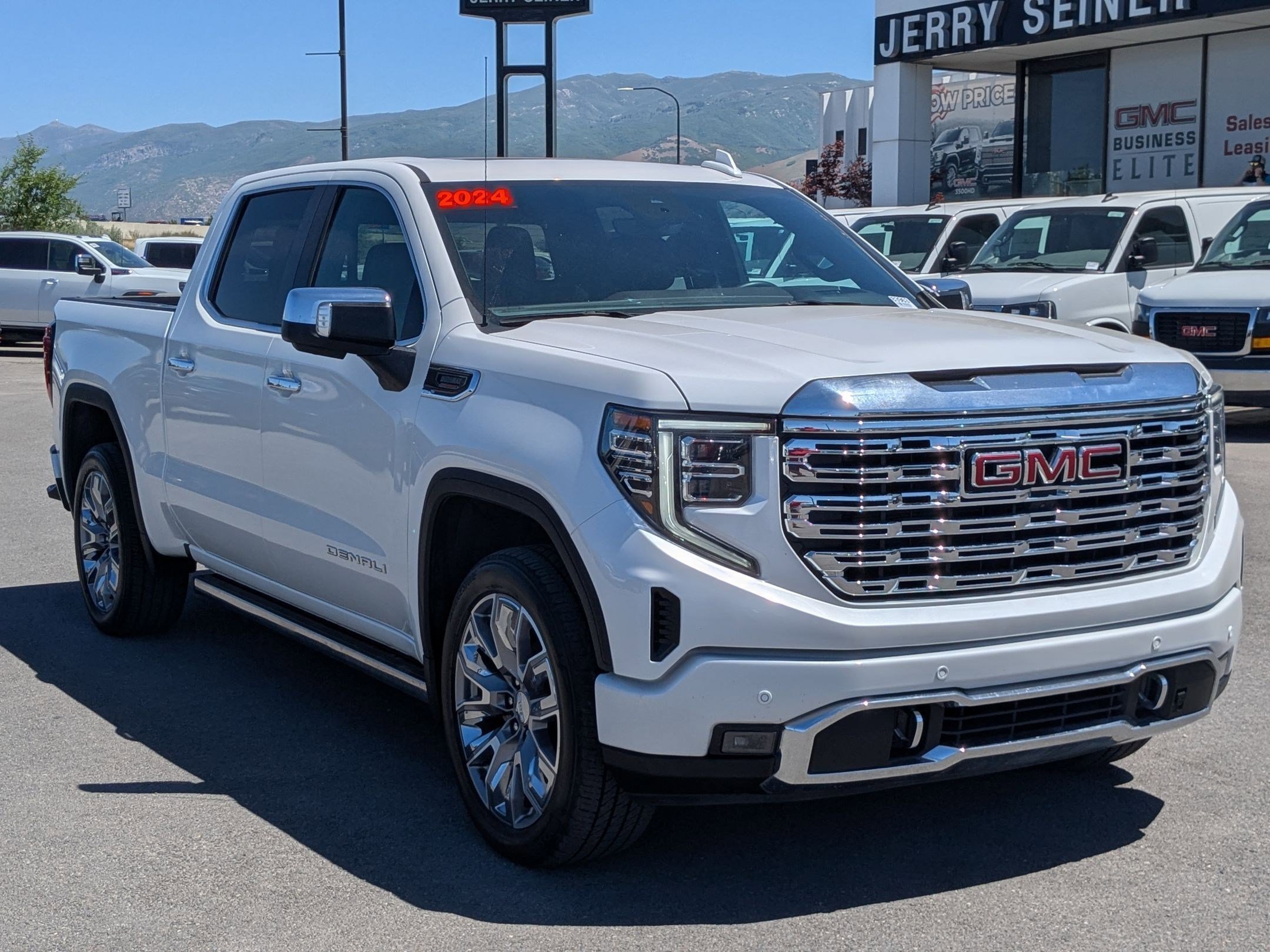 Certified Used 2024 White Frost Tricoat GMC Denali image 7