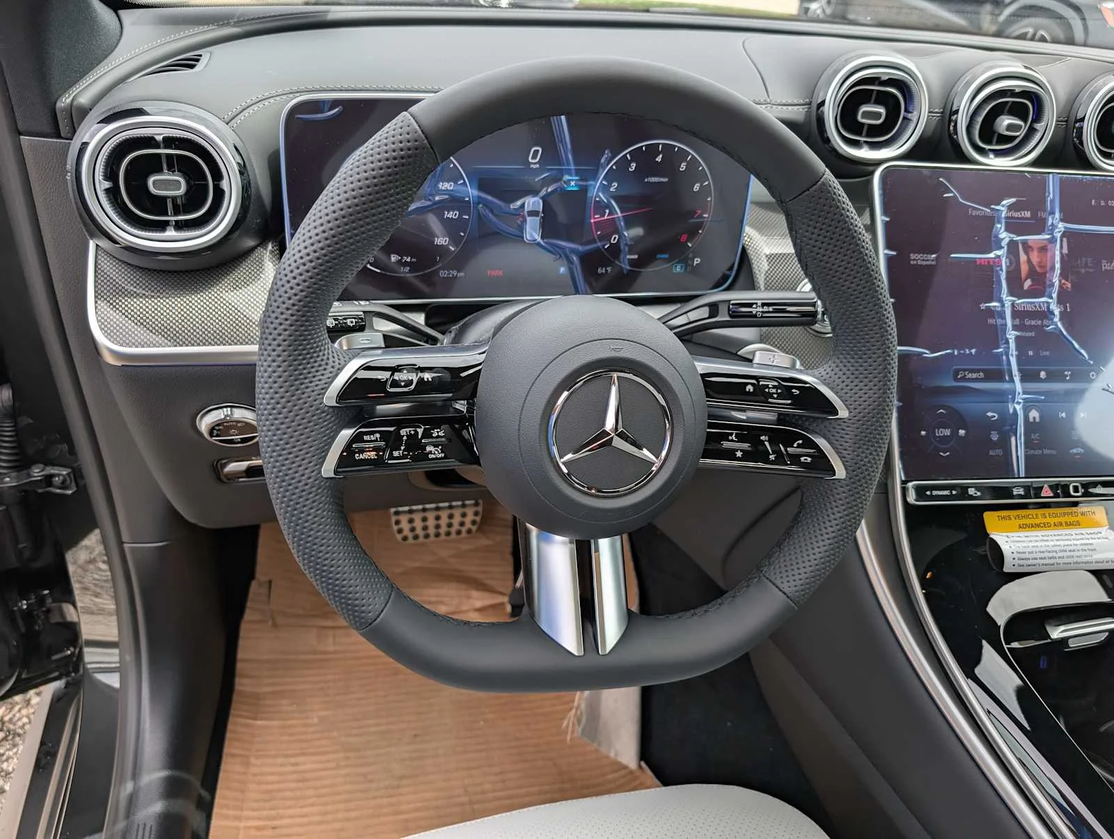 Used 2026 Graphite Grey Metallic Mercedes-Benz GLC 300 image 29