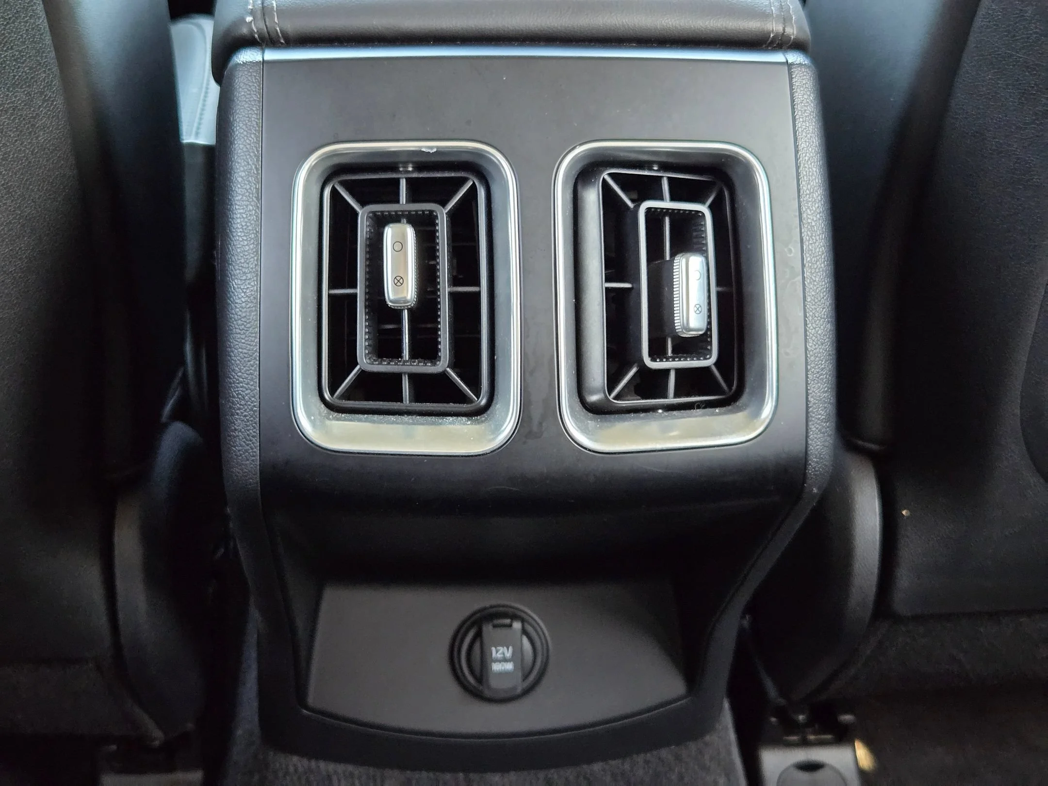 Used 2025 Panthera Metal Kia EX image 35
