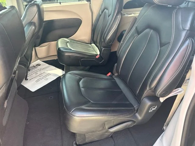 Used 2023 Gray Chrysler Touring L image 16