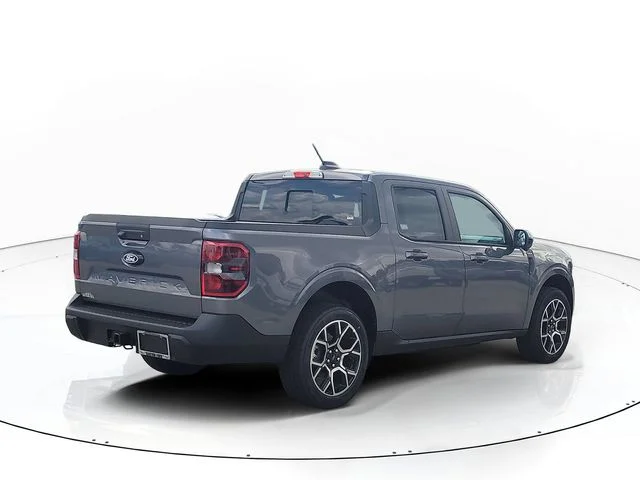 New 2026 Gray Metallic Ford Lariat image 5