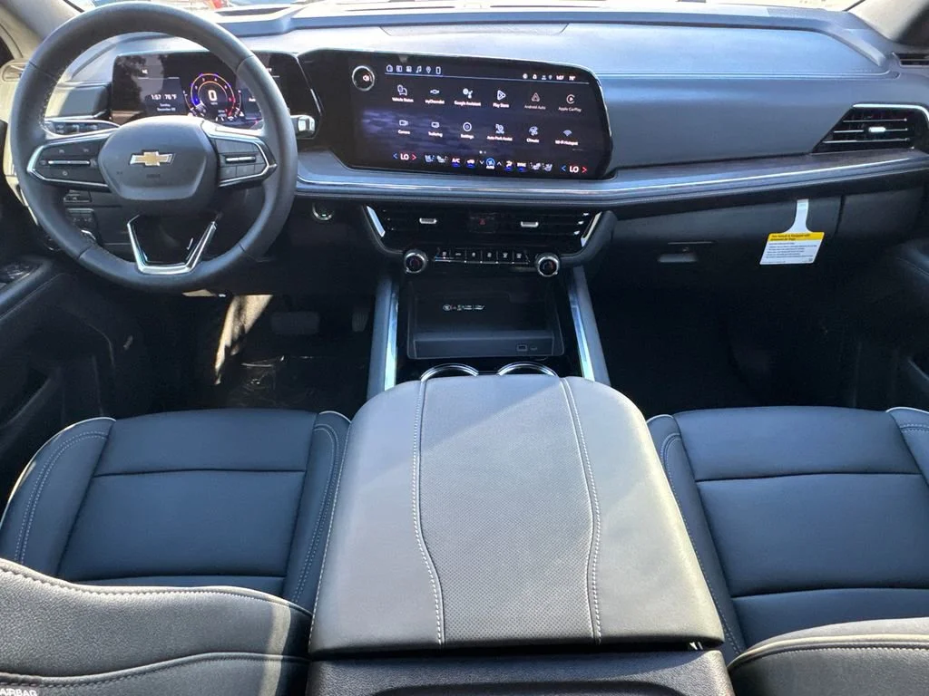 2026 Chevrolet Suburban Premier - Photo 13