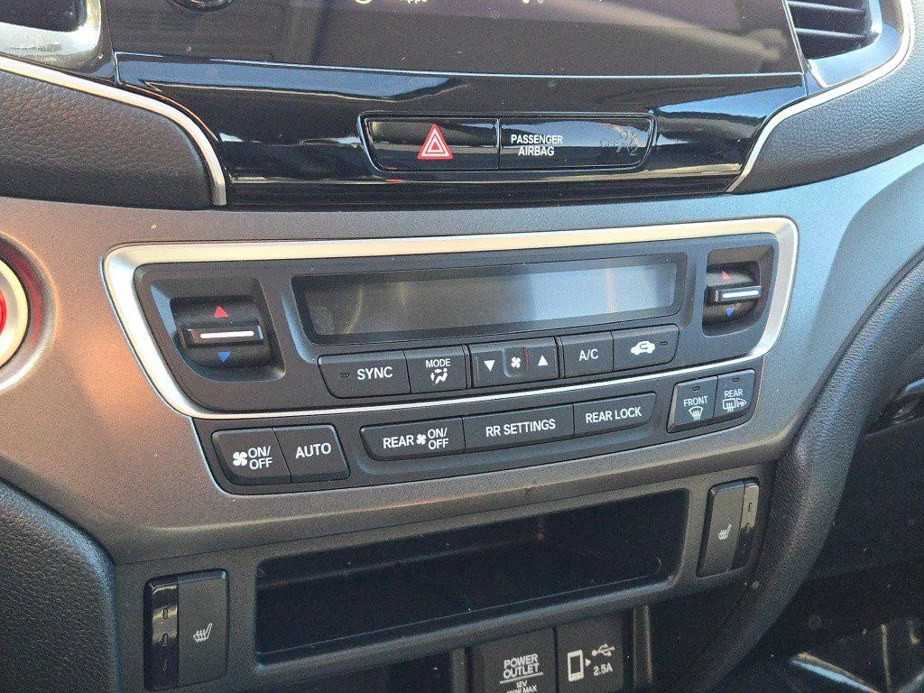 Used 2022  Honda Special Edition image 29