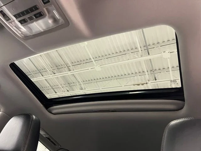 Used 2019 Black Toyota XLE image 18
