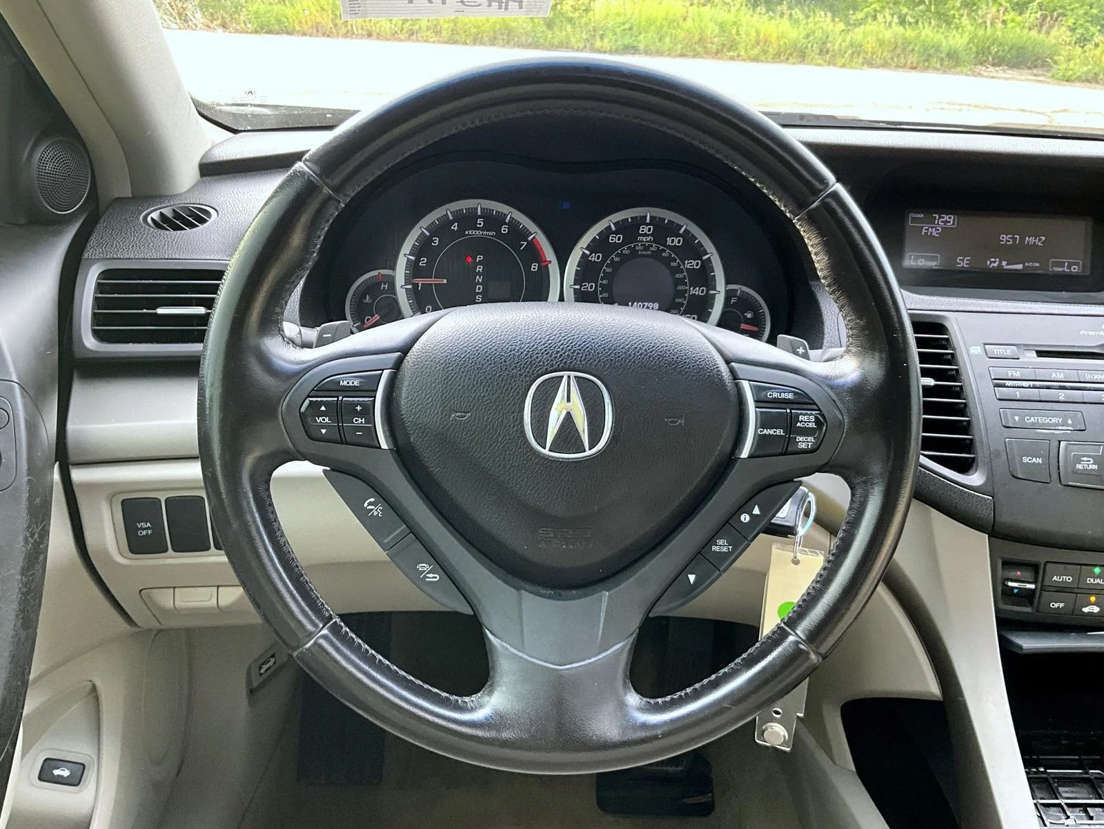Used 2010  Acura 2.4 image 12