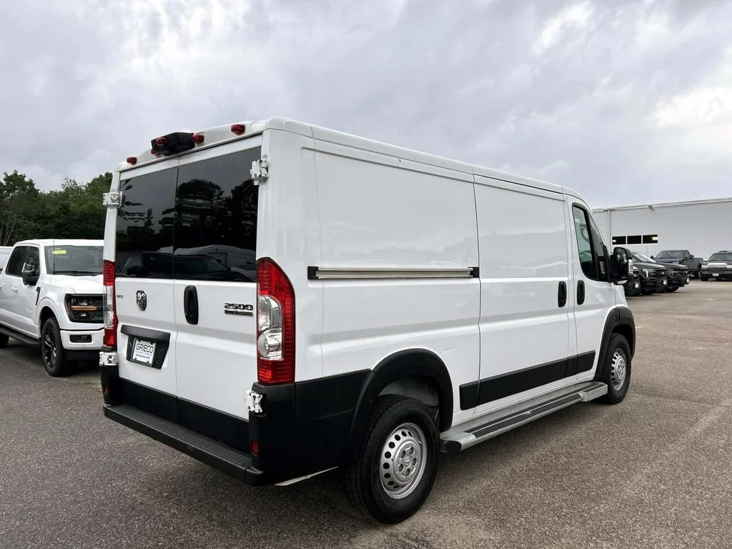 Used 2025 Bright White Clearcoat Ram  image 3