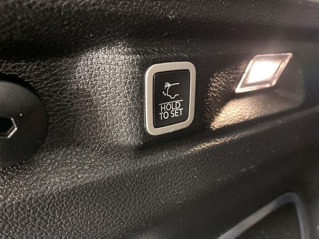 Used 2021 Bright White Clearcoat Jeep Limited image 30