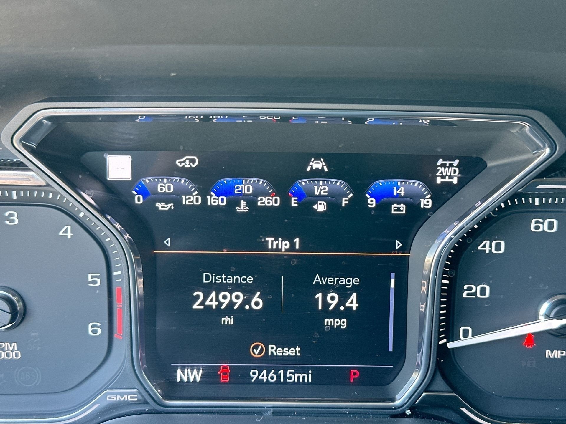 2021 GMC Yukon XL Denali - Photo 12