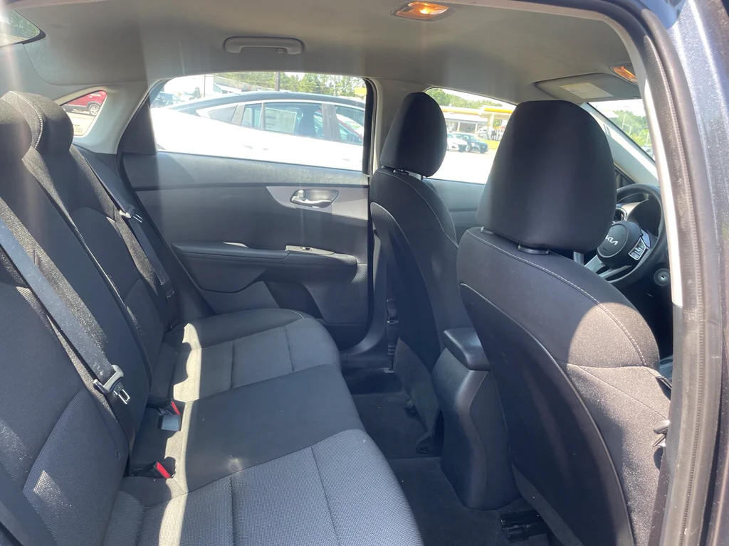 Used 2024 Gravity Gray Kia LXS image 11