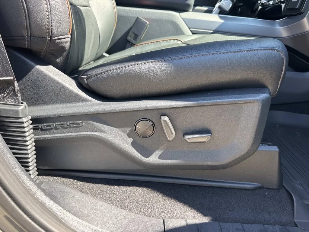 New 2026 Gray Ford Lariat image 27