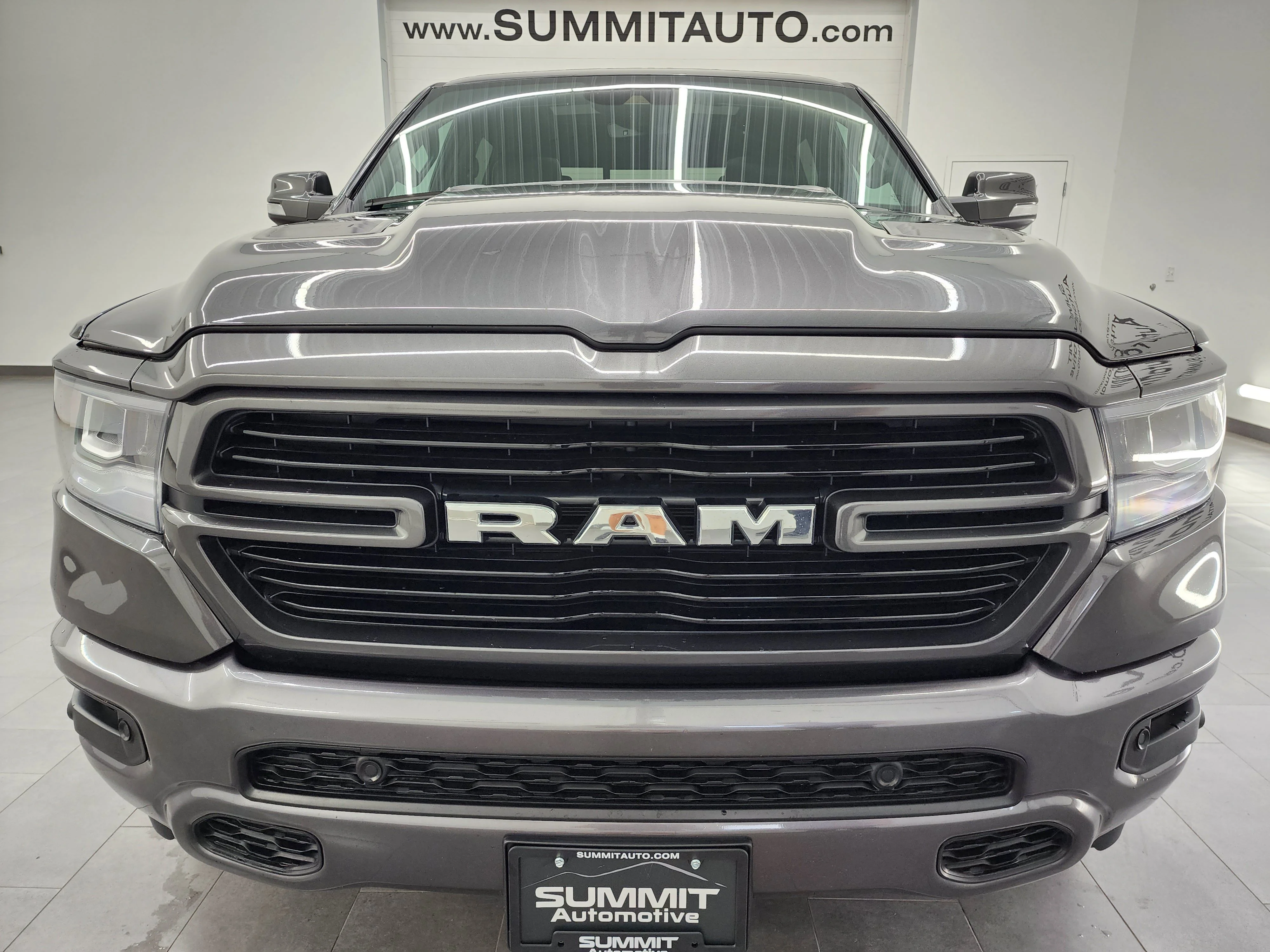Used 2022 Granite Crystal Metallic Clearcoat Ram Laramie image 21