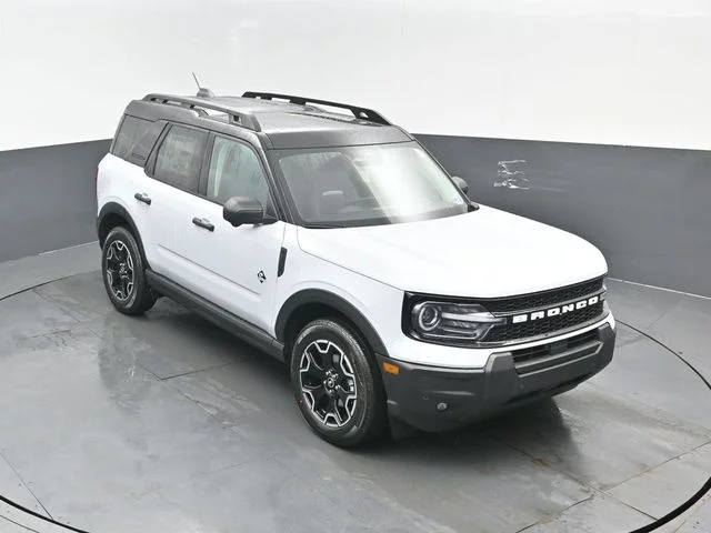 New 2026 Space White Metallic Ford Outer Banks® image 28