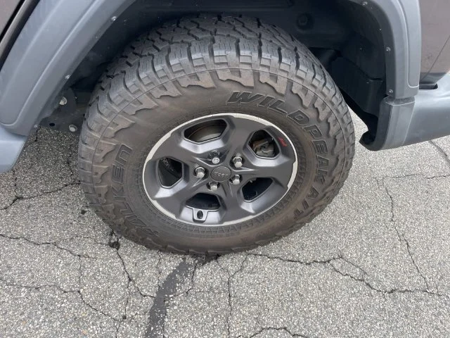 Used 2019 Gray Jeep Unlimited Sport S image 16