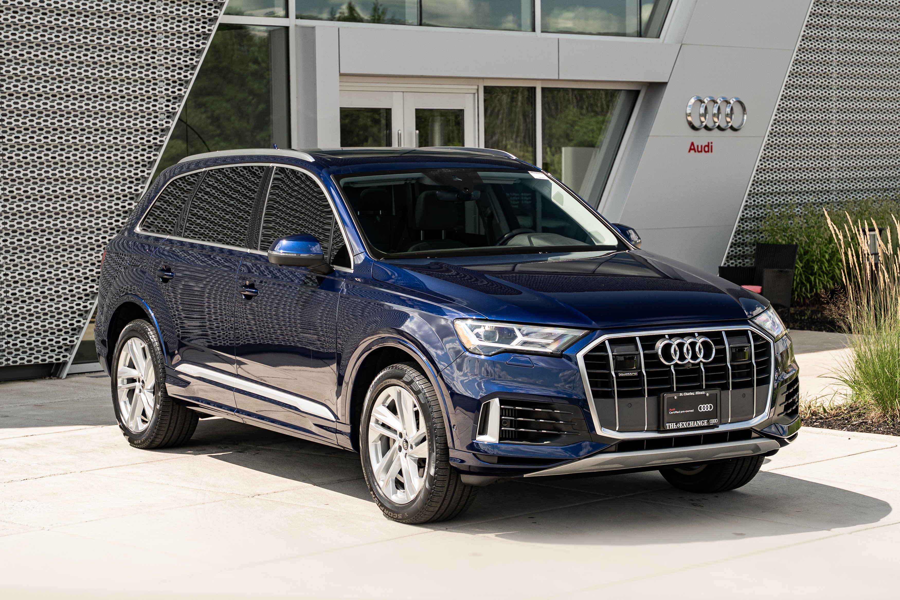 Certified Used 2022 Navarra Blue Metallic Audi Premium Plus image 2
