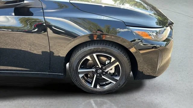 Used 2024  Nissan SV image 33