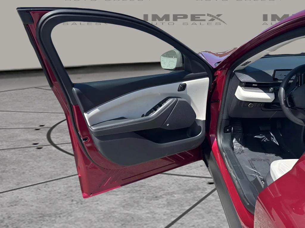 Used 2025 Red Ford Premium image 24