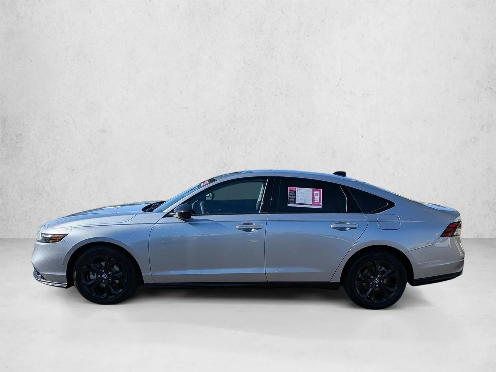 Used 2025 Solar Silver Metallic Honda SE image 9