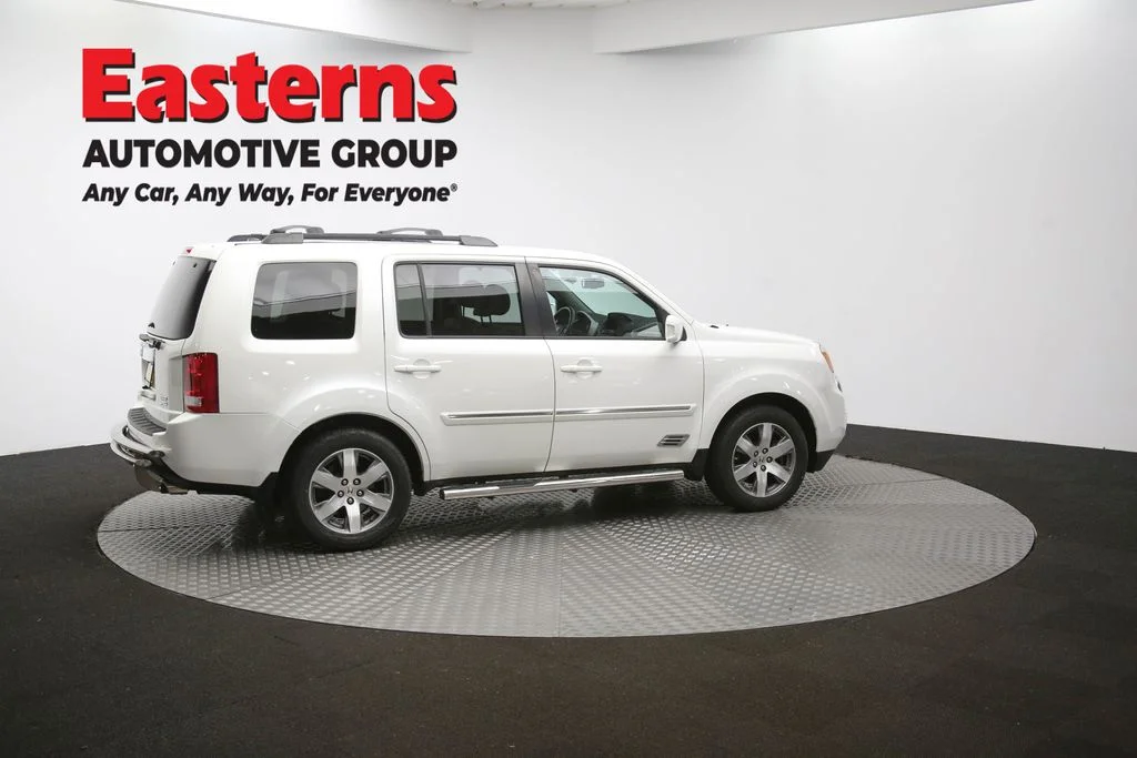 Used 2014 White Honda Touring image 41