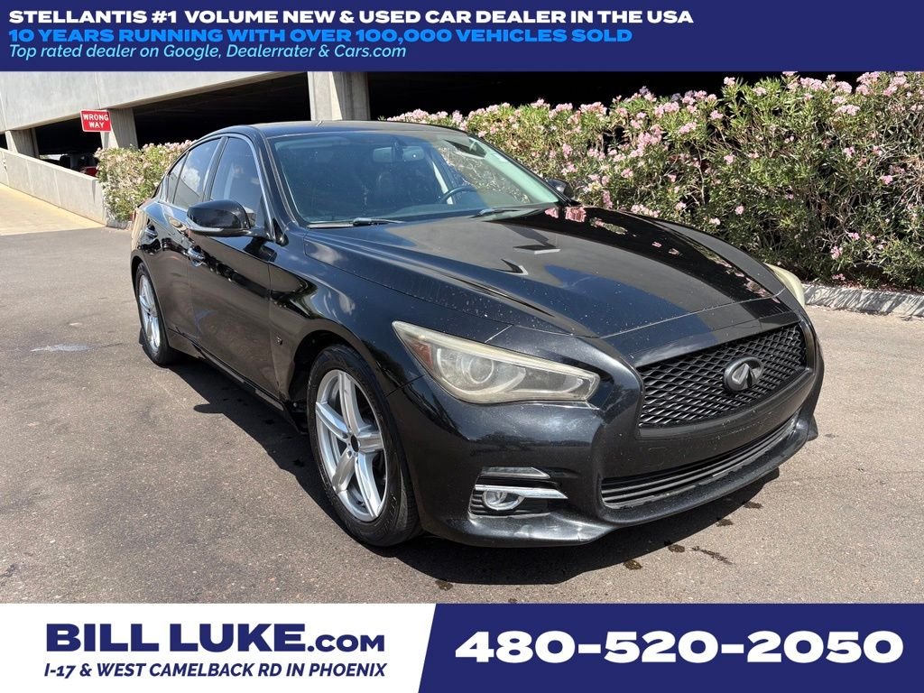 2015 INFINITI Q50 Premium's photo