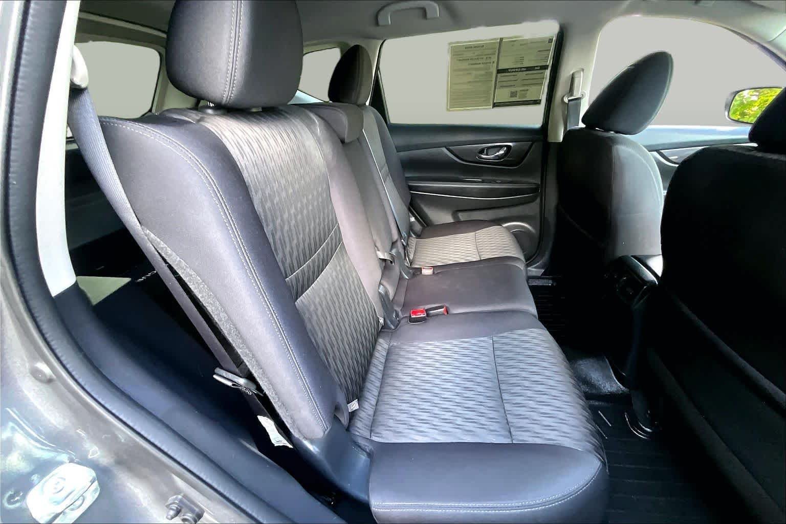 Used 2018 Gun Metallic Nissan SV image 18