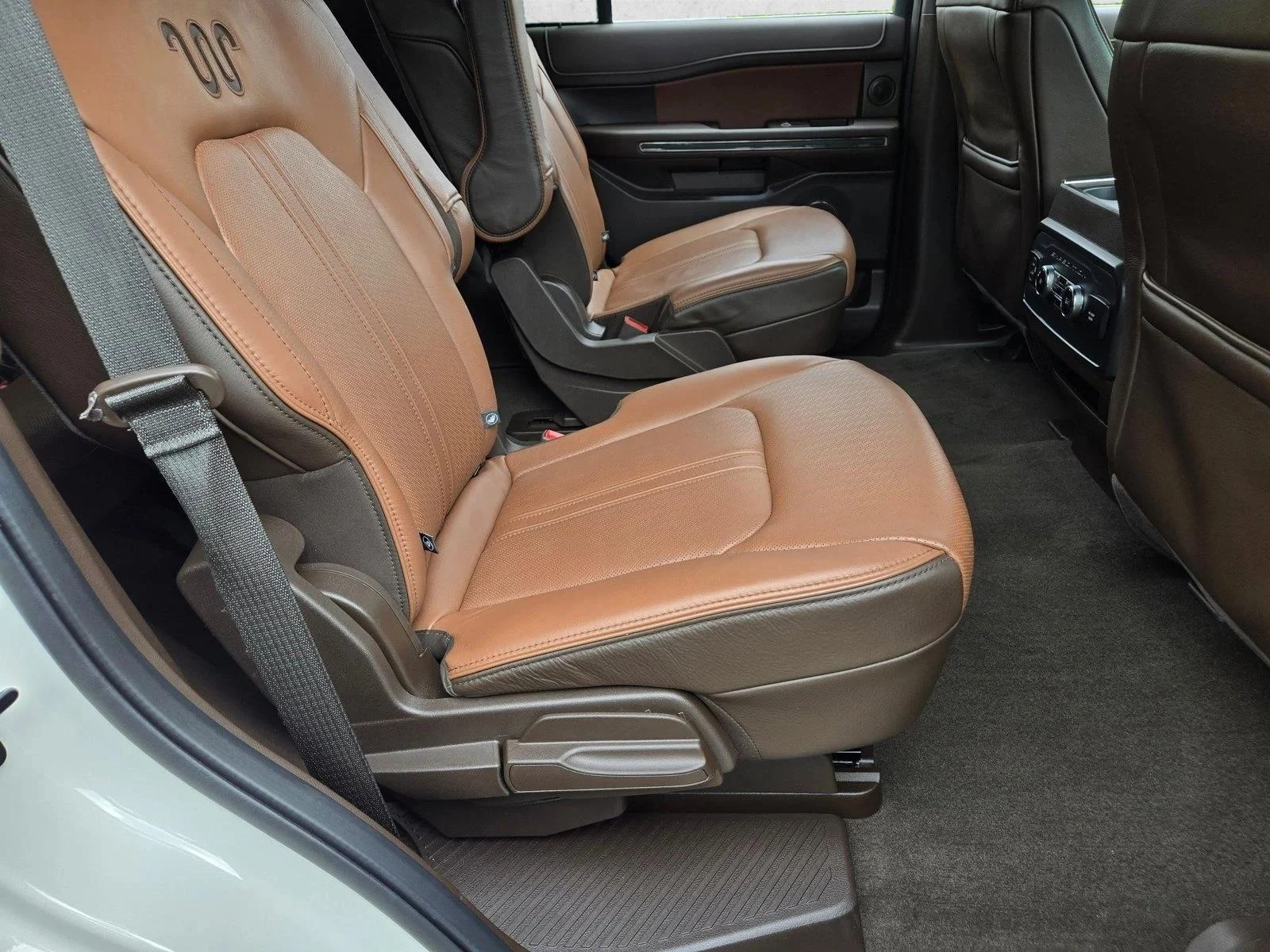 Used 2023 Star White Metallic Tri-Coat Ford King Ranch image 18