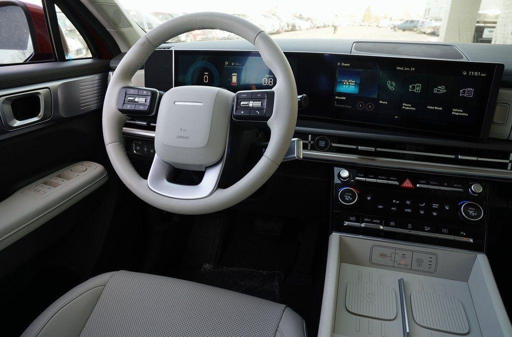 2025 Hyundai Santa Fe SEL - Photo 10