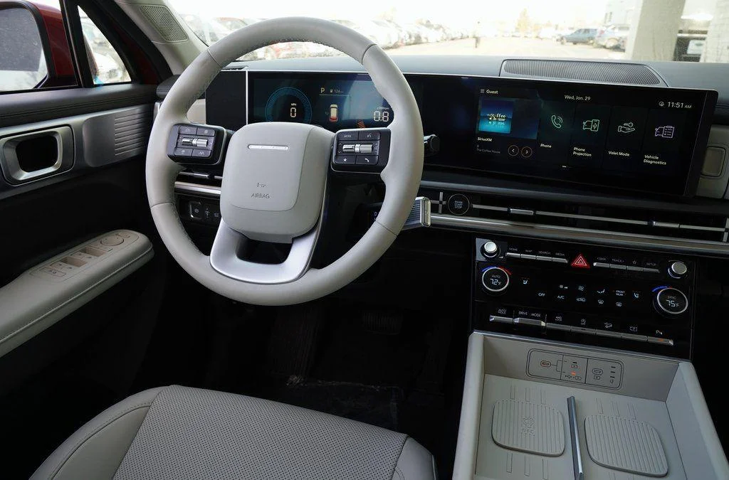 2025 Hyundai Santa Fe SEL - Photo 10