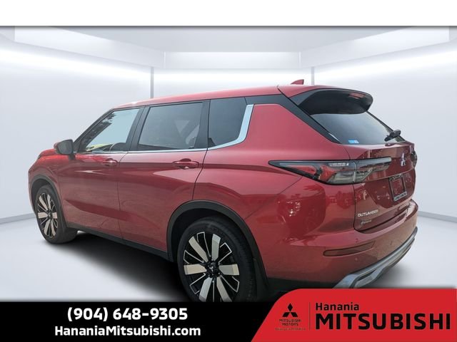 Used 2025 Red Mitsubishi SE image 5