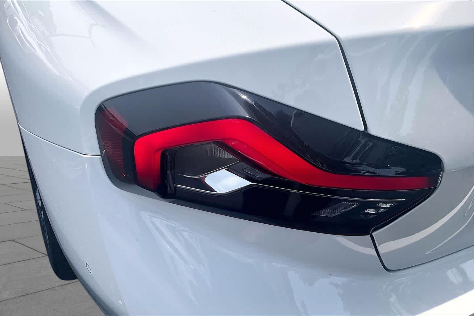2025 BMW 2 Series 27