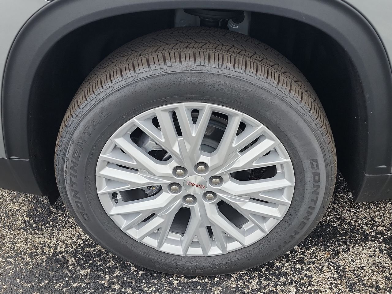 New 2026 Sterling Metallic GMC Elevation image 10