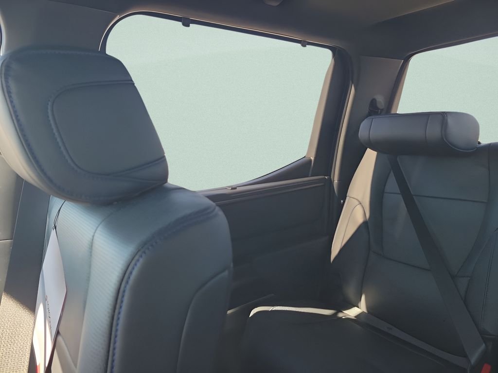 2026 Toyota Tundra Platinum - Photo 12