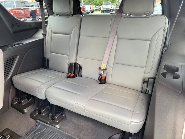2021 GMC Yukon SLT - Photo 17