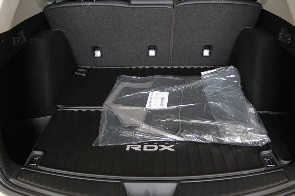New 2026 Solar Silver Metallic Acura Technology Package image 14