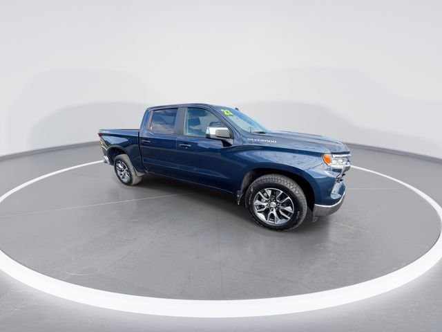 Used 2023 Blue Chevrolet LT image 2
