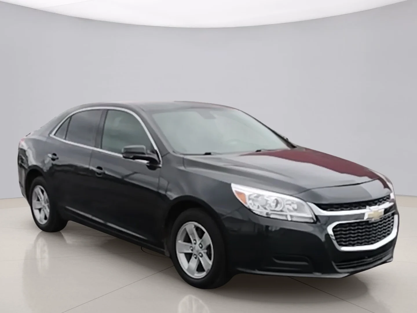 Used 2016 Gray Chevrolet 1LT image 3