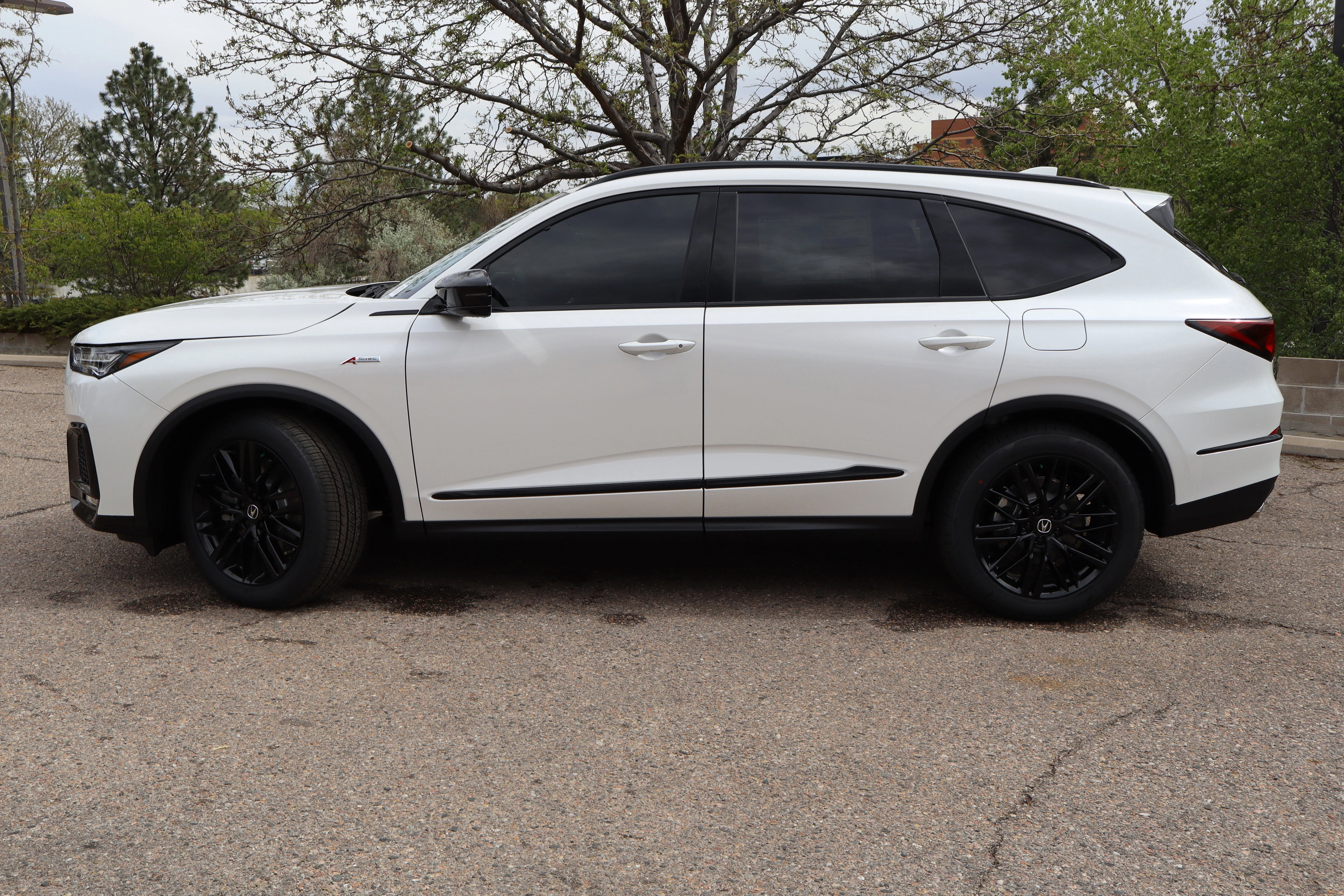 New 2026 Platinum White Pearl Acura w/A-Spec Advance Package image 3