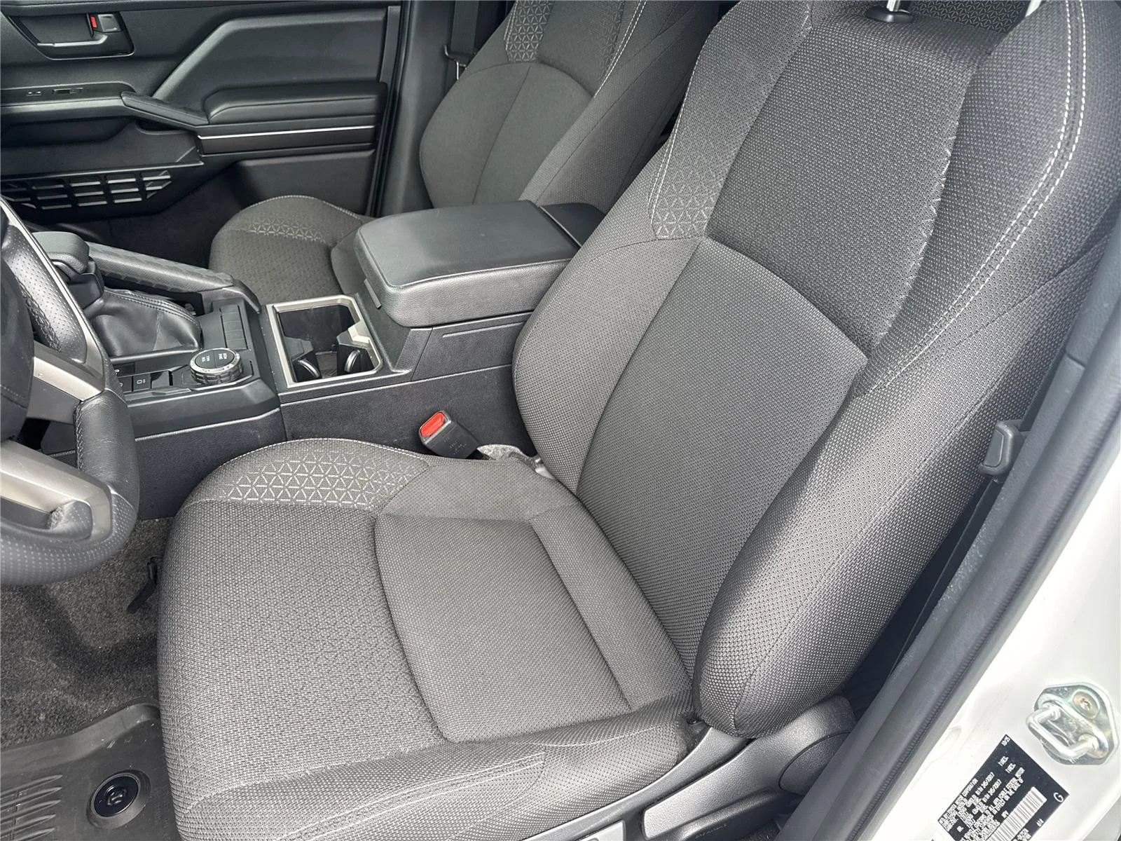 Used 2025 Ice Cap Toyota SR5 image 12