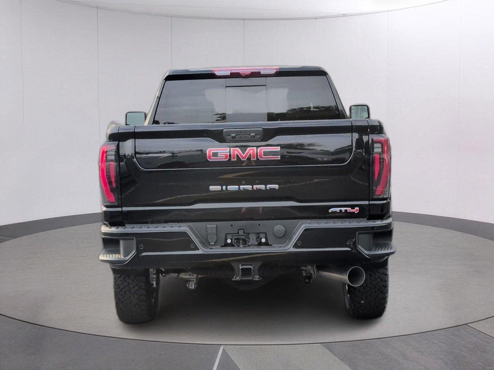 New 2026 Onyx Black GMC AT4 image 4