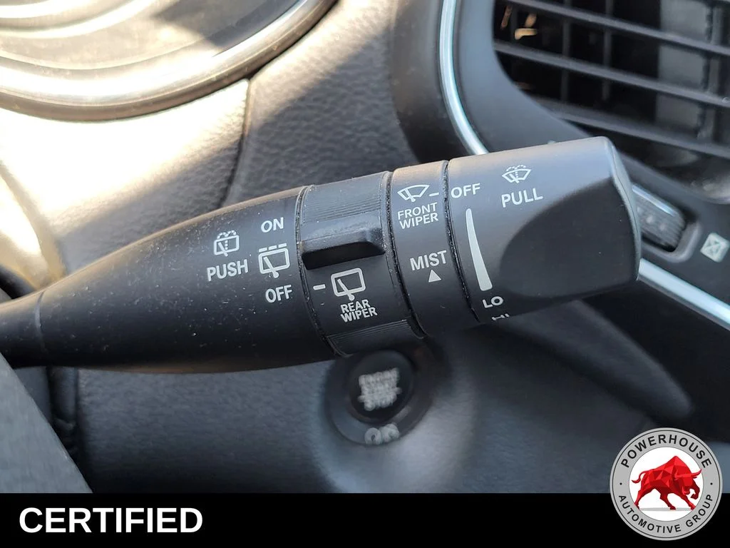 Used 2020 Gray Jeep Latitude Plus image 31