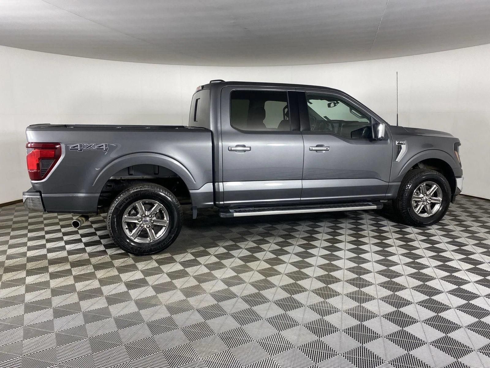 Used 2024 Carbonized Gray Ford XLT image 8