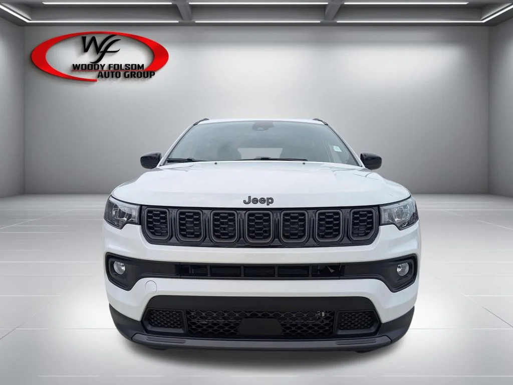 New 2026 White Jeep Latitude image 10