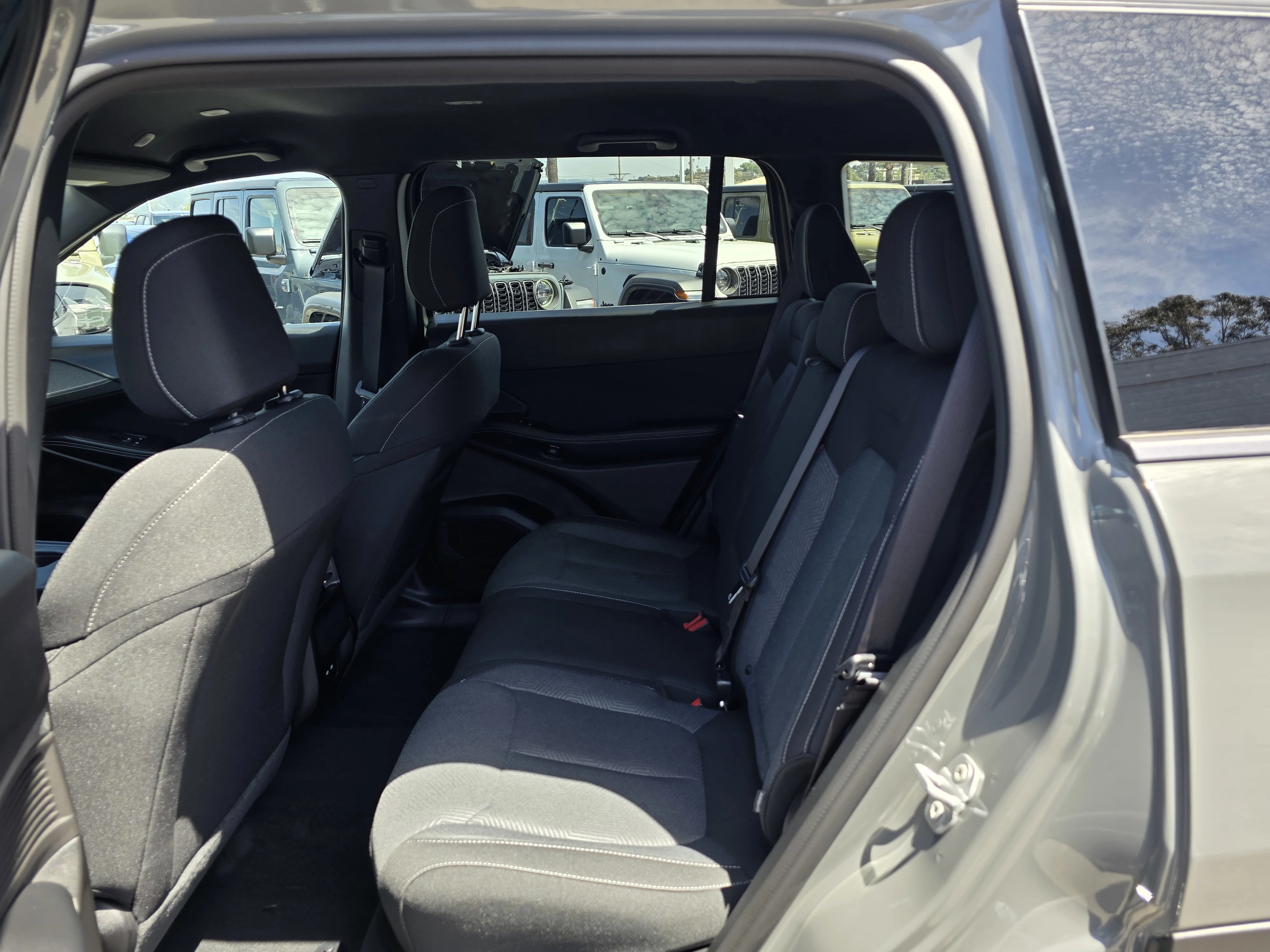 New 2026 Gray Clearcoat Jeep Laredo image 18
