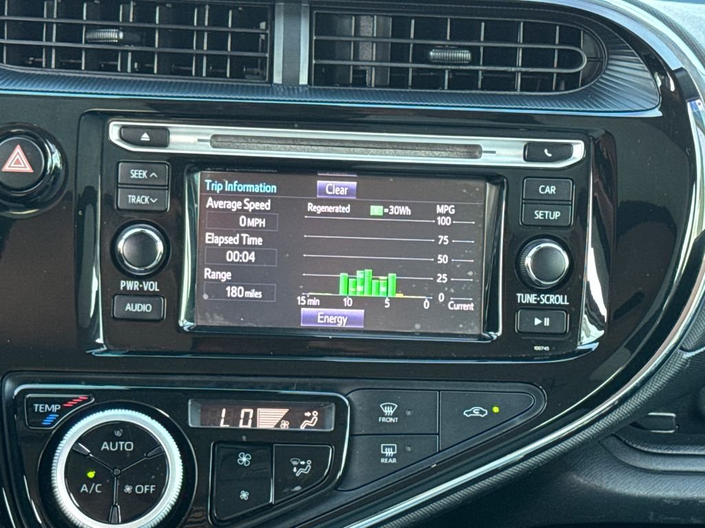Used 2018  Toyota One image 22