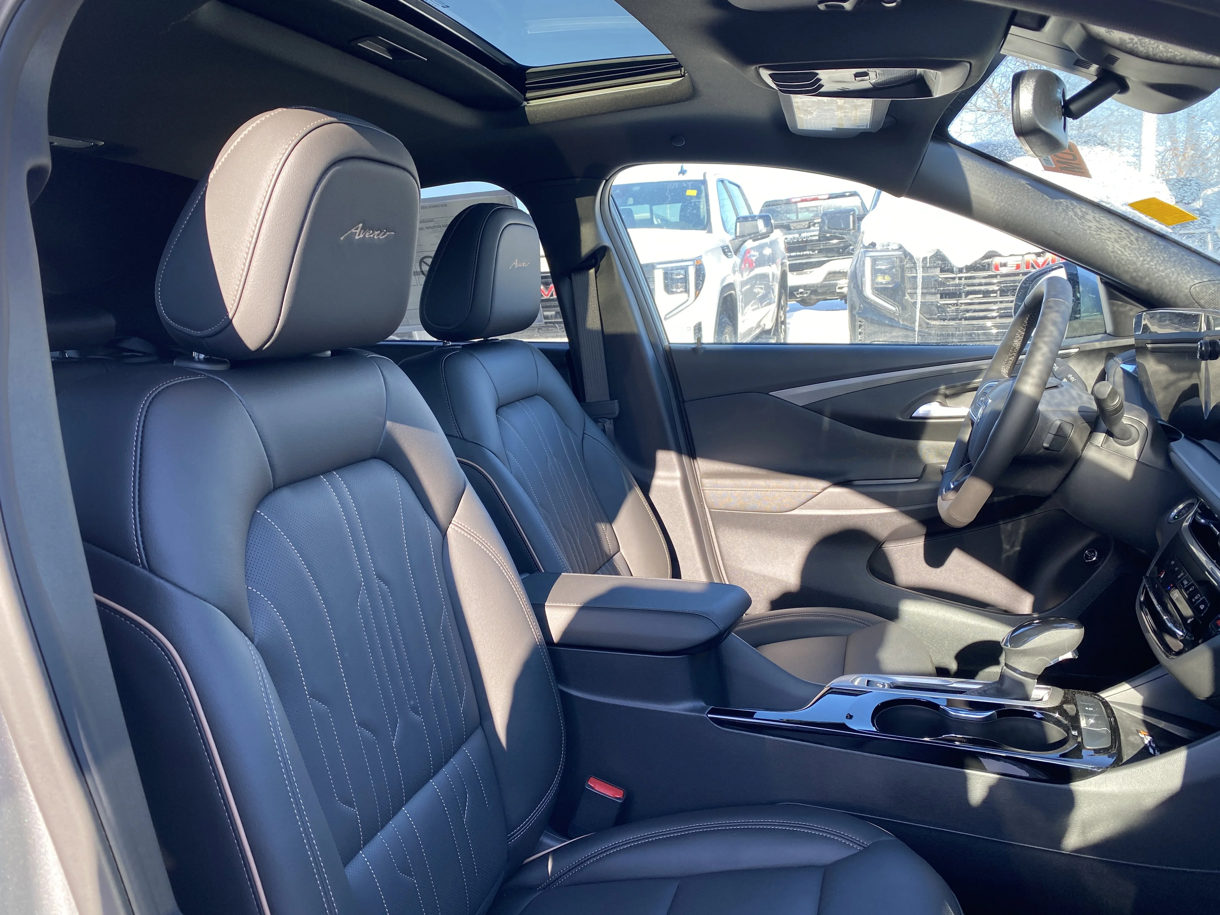 New 2026 MOONSTONE GREY METALLIC Buick Avenir image 29