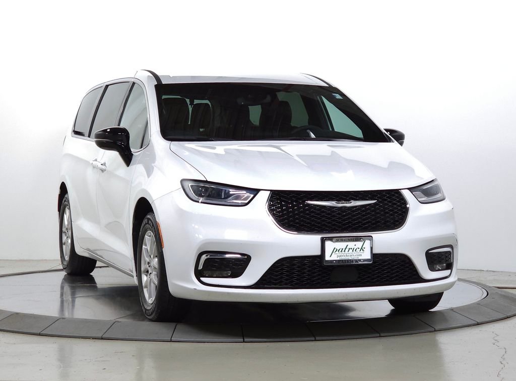 2025 Chrysler Pacifica