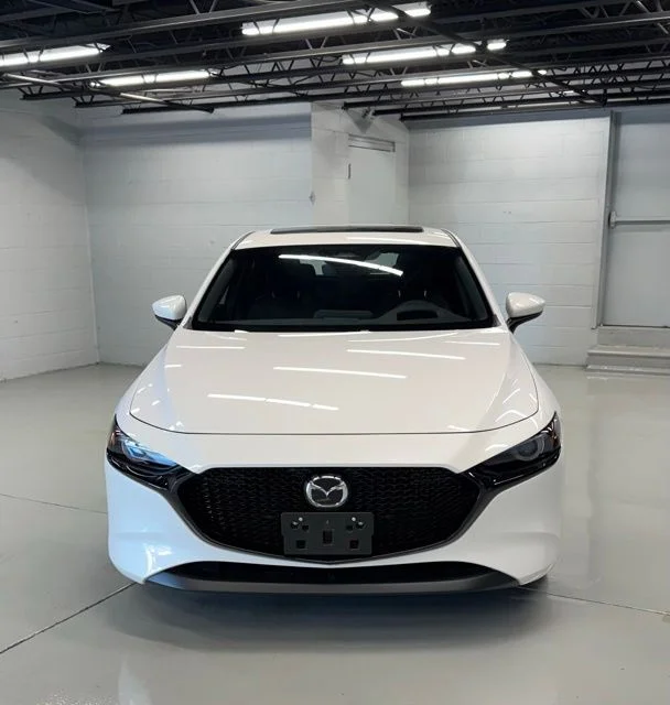 2026 Mazda Mazda3 Premium - Photo 8
